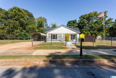 512 Vann Street, House other with 4 bedrooms, 3 bathrooms and null parking in JACKSONVILLE AL | Image 3