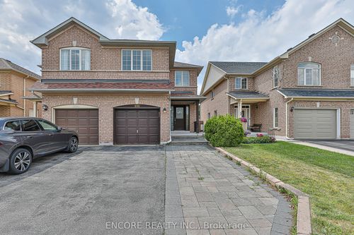 252 Forest Run Blvd, Concord, ON, L4K5G2 | Card Image