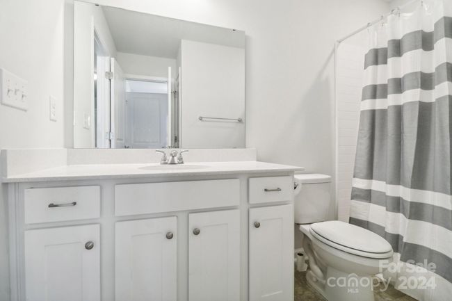 Downstairs Full Bath | Image 9