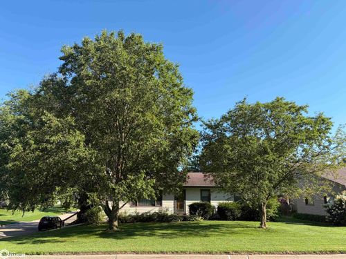 502 4th St Sw, State Center, IA, 50247-2002 | Card Image