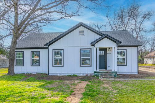 1026 La Clede St, Bellmead, TX, 76705-2948 | Card Image