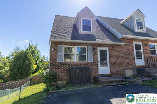 661 S Front St, Allentown, PA, 18103-3389 | Card Image