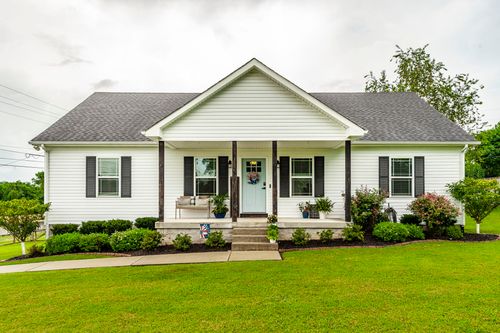 112 Hilltop Dr, Hartsville, TN, 37074-1004 | Card Image