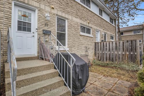 57-35 Breckenridge Dr, Kitchener, ON, N2B3H5 | Card Image