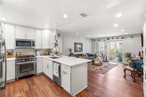 unit-f-3860 Amberly Dr, Inglewood, CA, 90305-3437 | Card Image