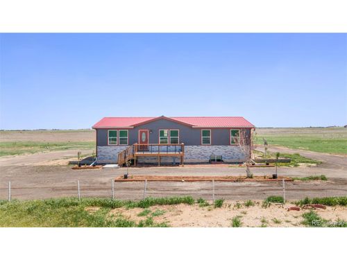41575 E 88th Ave, Bennett, CO, 80102-9674 | Card Image
