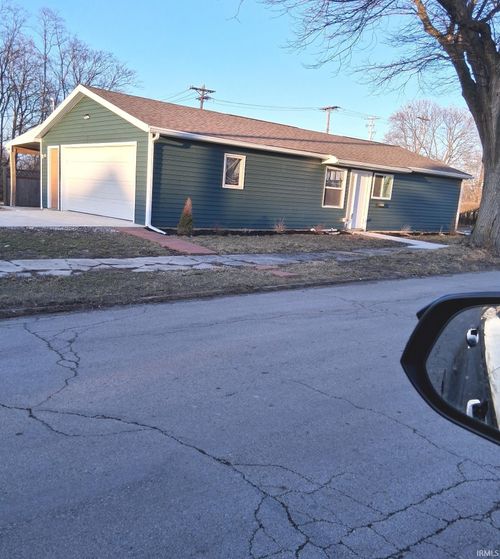 1242 Grant Ave, Fort Wayne, IN, 46803-2121 | Card Image