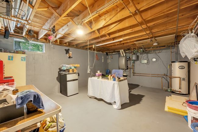 21 Crestfield Ln, House other with 3 bedrooms, 2 bathrooms and 5 parking in Leominster MA | Image 20