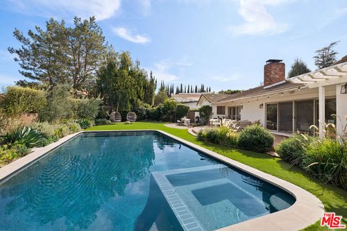 5130 Woodley Ave, Encino, CA, 91436-1443 | Card Image