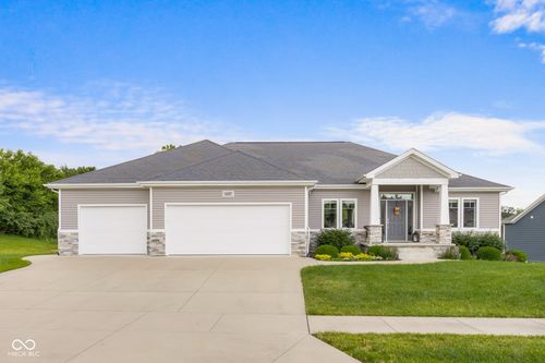 1497 Maple Ridge Ct, Columbus, IN, 47201-5753 | Card Image