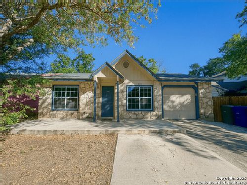 9755 Hidden Fls, San Antonio, TX, 78250-4878 | Card Image