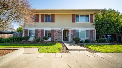 126-300 Stony Point Rd, Santa Rosa, CA, 95401-5944 | Card Image