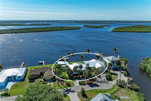 3790 Peace River Dr, PUNTA GORDA, FL, 33983-3520 | Card Image