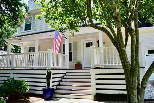 124 Burkwood Ln, Raleigh, NC, 27609-8201 | Card Image