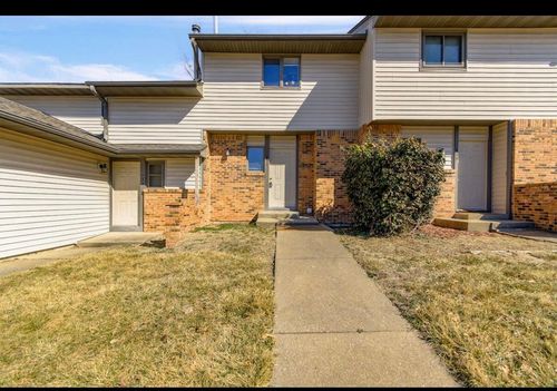 437 Foxfire Dr, COLUMBIA, MO, 65201-3691 | Card Image