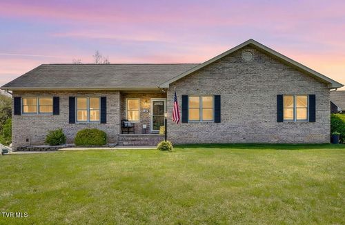 127 W Lake Dr, Rogersville, TN, 37857-7124 | Card Image