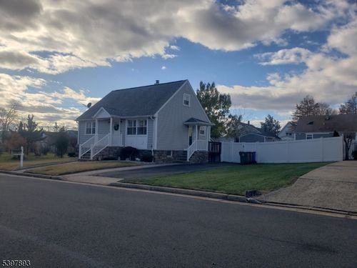 214 Irene St, Linden, NJ, 07036-3528 | Card Image