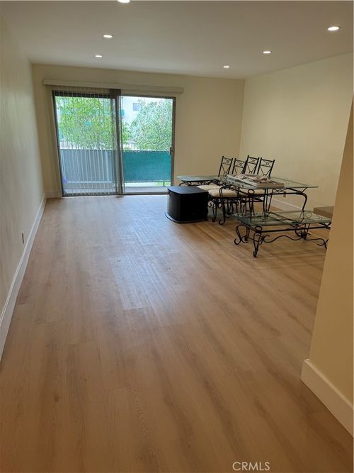 unit-a113-5460 White Oak Ave, Encino, CA, 91316-4540 | Card Image