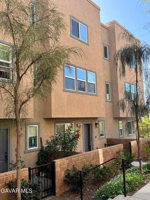 unit-b-12745 N Watt Ln, Sylmar, CA, 91342-4882 | Card Image