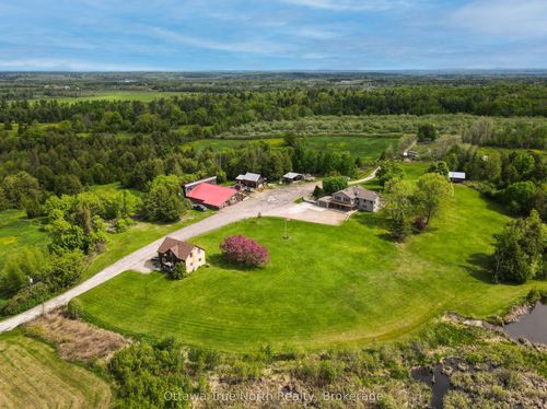 3376 Burnstown Rd, Horton, ON, K7V3Z9 | Card Image