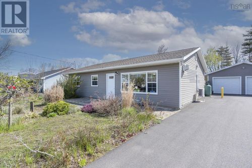1134 Andringa Dr, Cambridge, NS, B0P1G0 | Card Image