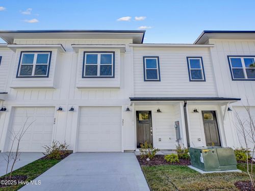 251-251 Townhome Ln, Southern Pines, NC, 28387-7447 | Card Image