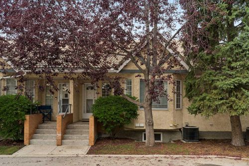 36 Richelieu Crt Sw, Calgary, AB, T3E7E9 | Card Image