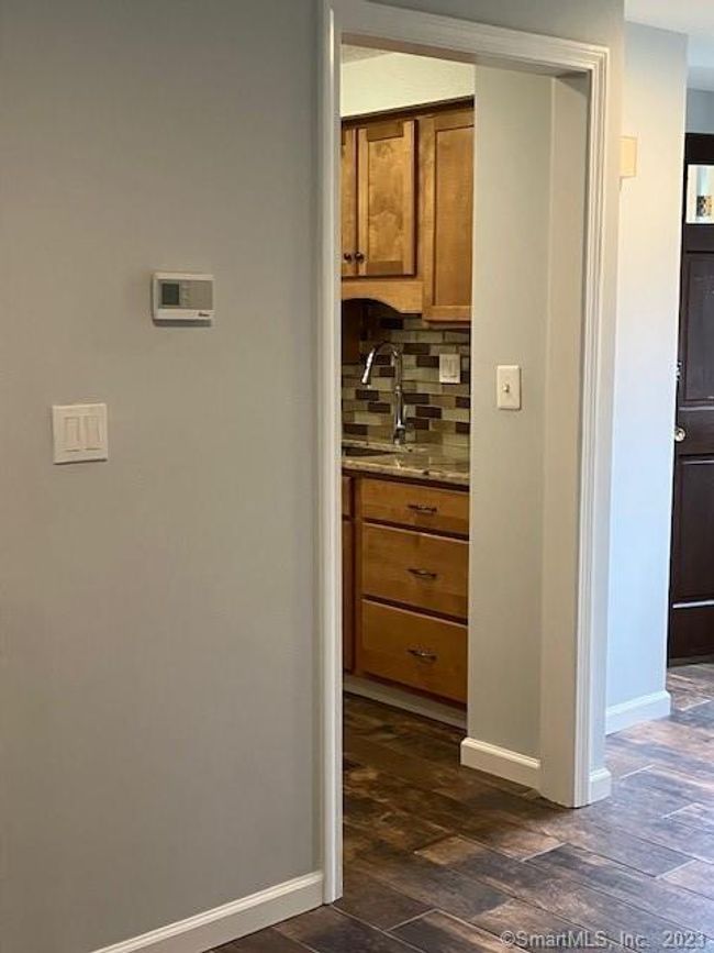 29 - 29 Spring St, Condo with 2 bedrooms, 2 bathrooms and 2 parking in Wethersfield CT | Image 5