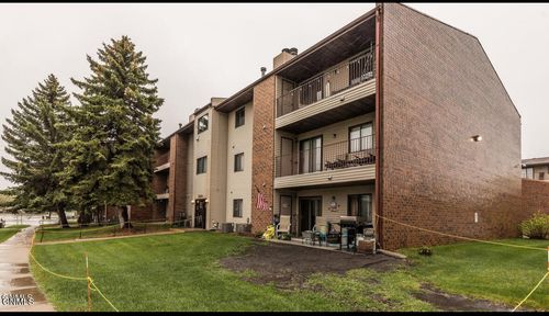 2910 Ontario Ln, Bismarck, ND, 58503-0442 | Card Image