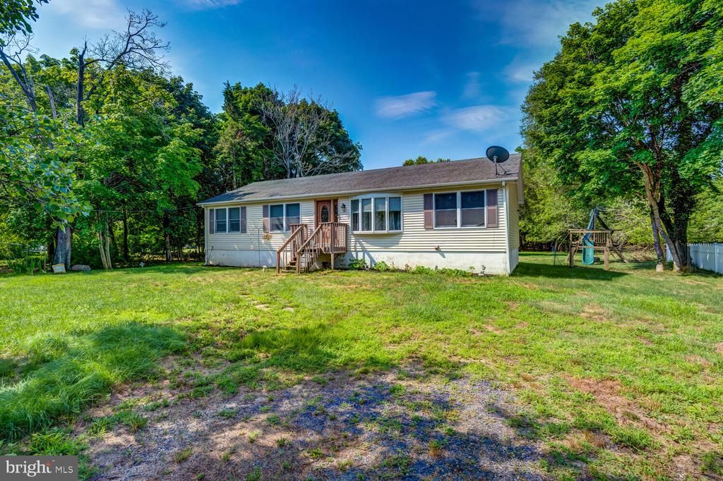 Parkertown Dr, Little Egg Harbor Twp, NJ 08087