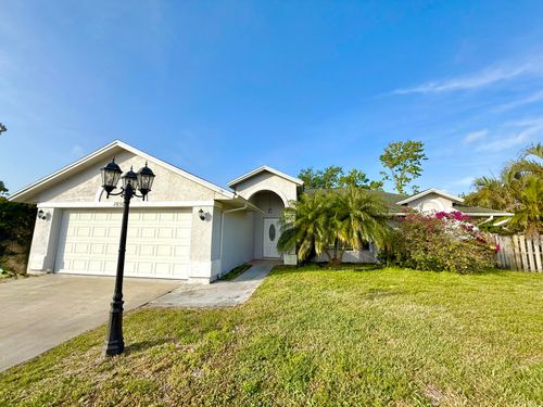 1050 Se Euclid Ln, Port St Lucie, FL, 34983-3204 | Card Image