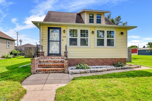 550 Spruce St, Kindred, ND, 58051-4214 | Card Image