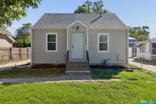 3909 Blondo Street, Omaha, NE, 68111 | Card Image