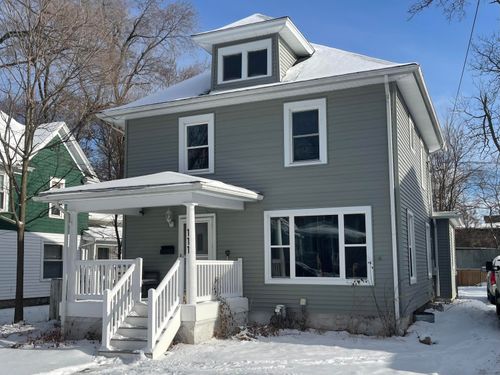 111 N Forbes St, Jackson, MI, 49202-3707 | Card Image