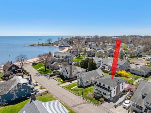 14 2nd Ave, Branford, CT, 06405-5422 | Card Image