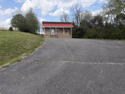 404 Oakland Road, Sweetwater, TN, 37874 | Card Image