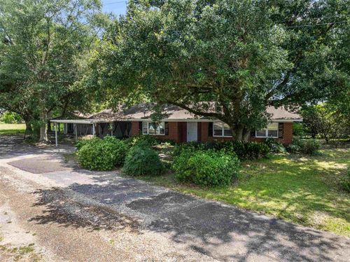 404 N 10th St, Kinder, LA, 70648-3440 | Card Image