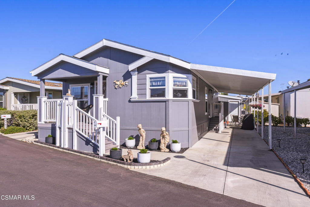 2167 Cardinal Ave, Oxnard, CA 93033