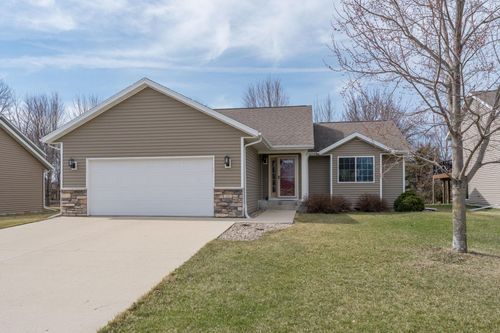 200 Foxfire Dr, Mankato, MN, 56001-6890 | Card Image