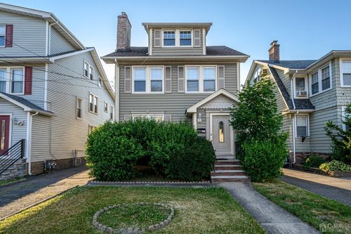 20 Weaver Ave, Bloomfield, NJ, 07003-4922 | Card Image