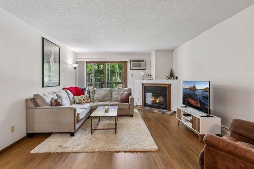 205-3850 Plymouth Blvd, Plymouth, MN, 55446-3292 | Card Image
