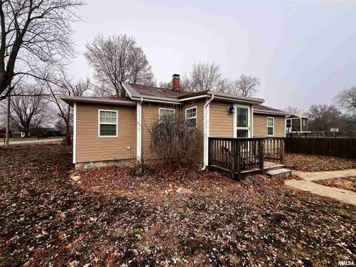 829 E Jefferson St, Ashley, IL, 62808-1825 | Card Image