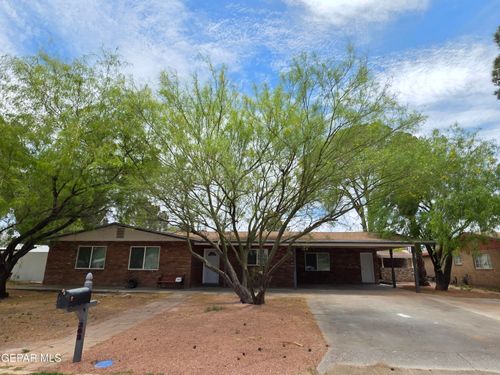 302 Quincy Avenue, El Paso, TX, 79922 | Card Image