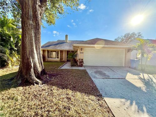 7216 Hollowell Dr, Tampa, FL, 33634-1085 | Card Image