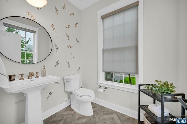 11 Aspen Dr, Townhouse with 3 bedrooms, 4 bathrooms and null parking in Cedar Grove NJ | Image 19