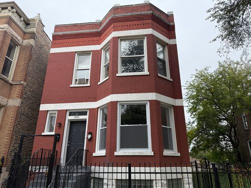 3906 W Flournoy St, Chicago, IL, 60624-3619 | Card Image