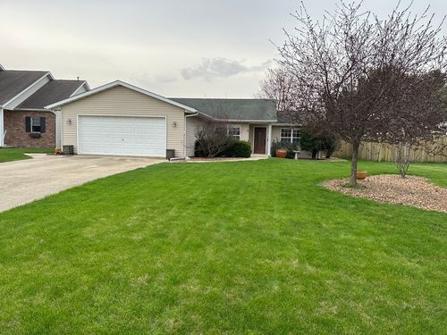 408 Wintergreen Dr, Chatham, IL, 62629-9669 | Card Image