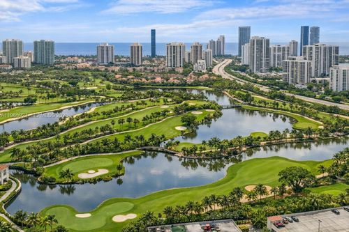 apt-2415-19501 W Country Club Dr, Aventura, FL, 33180-2481 | Card Image