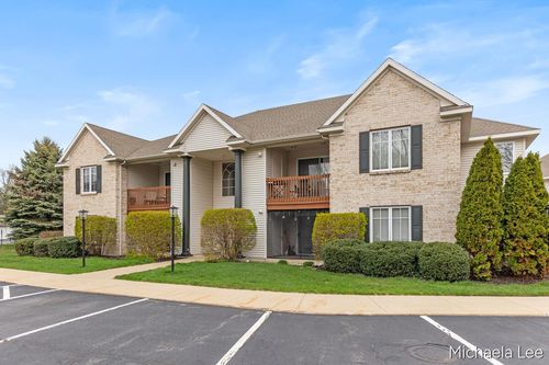 5-12265 S Crystal Waters Dr, Holland, MI, 49424-8118 | Card Image