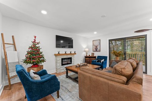 11-50 Dogwood Knob, Sapphire, NC, 28774-9604 | Card Image